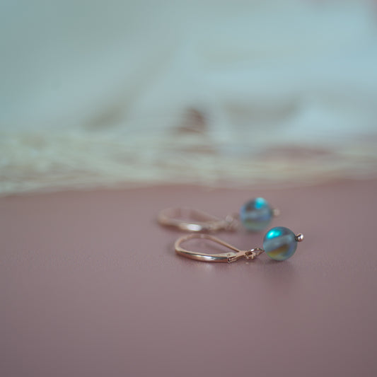 Opalite Leverbacks