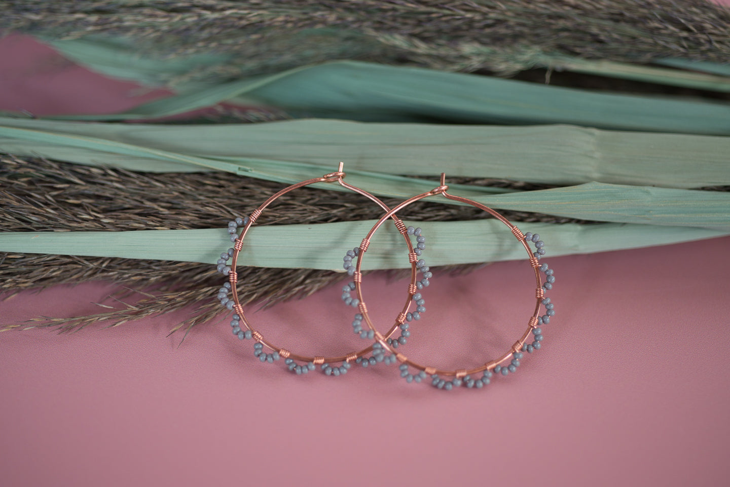 Copper scalloped seed bead hoops